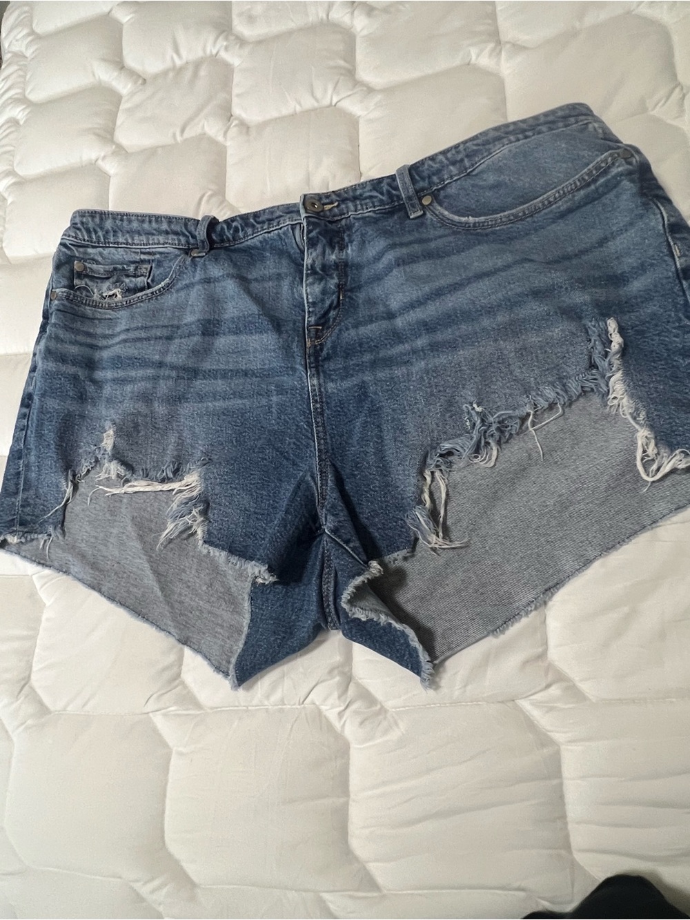 High-Waist Distressed Denim mini Shorts - Blue
